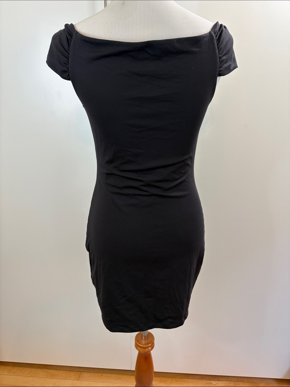 Aritzia One-Shoulder Black Bodycon Dress L - Picture 4 of 4